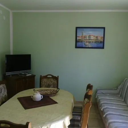 Stekovic Apartment Vir